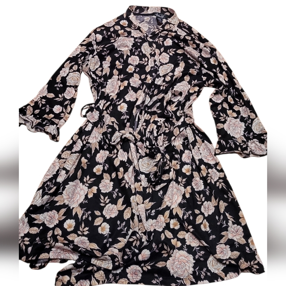 Floral Wrap Robe